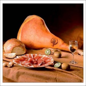 Итальянские продукты. Ветчина фото